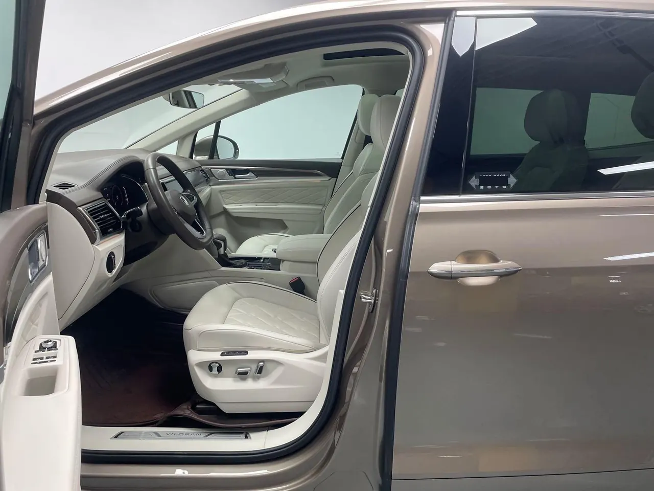 Volkswagen 2020 Wei (Viloran) 2.0TSI 380TSI Premium Edition Automatic Gear 2