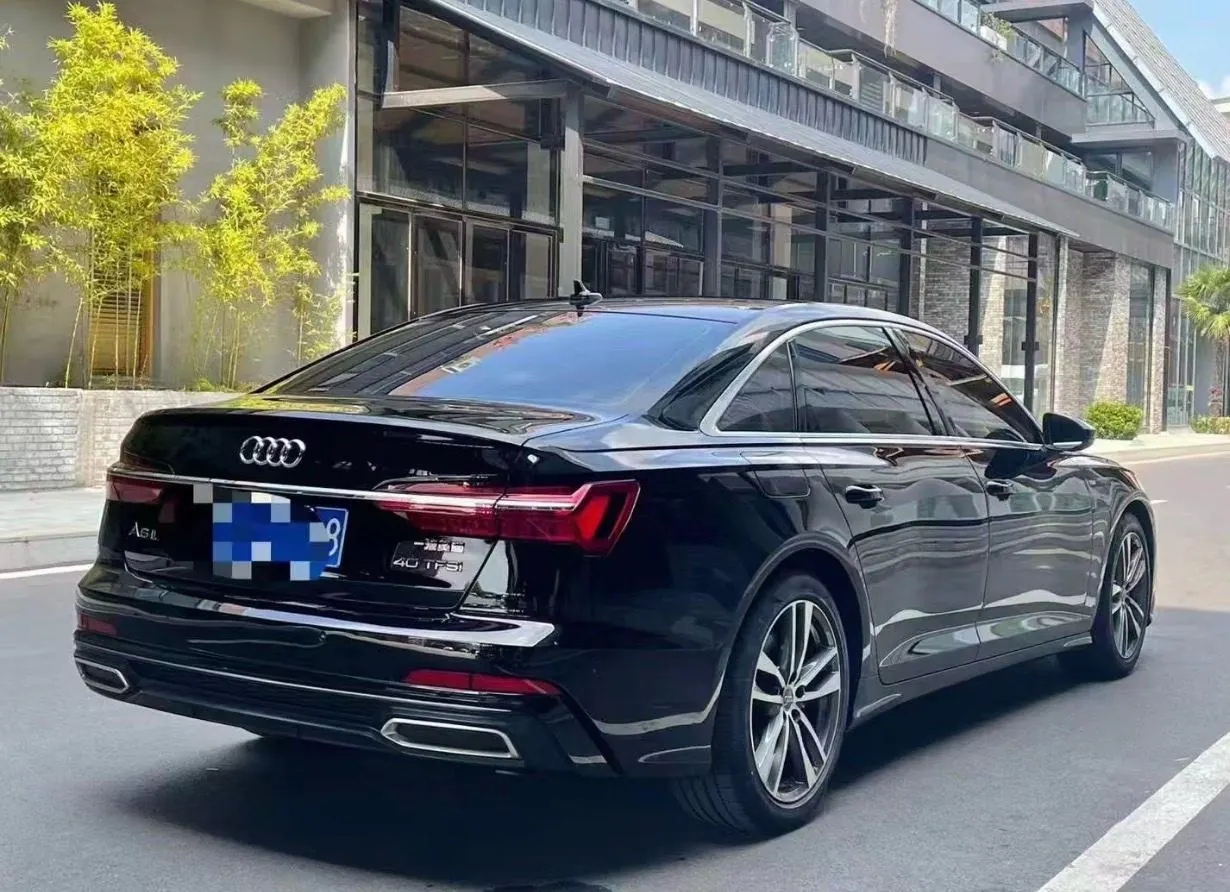 Audi 2021 A6L 2.0TFSI 40TFSI Deluxe Dynamic Automatic 2