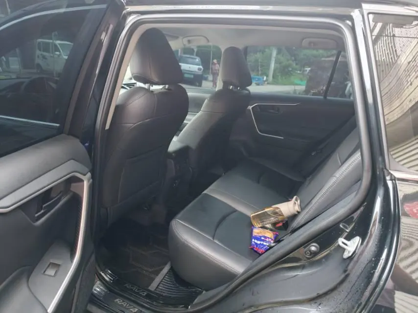 Toyota 2023 RAV4 Rongbo 2.0 Stepless Two-Drive City Edition Automatic Gear 5