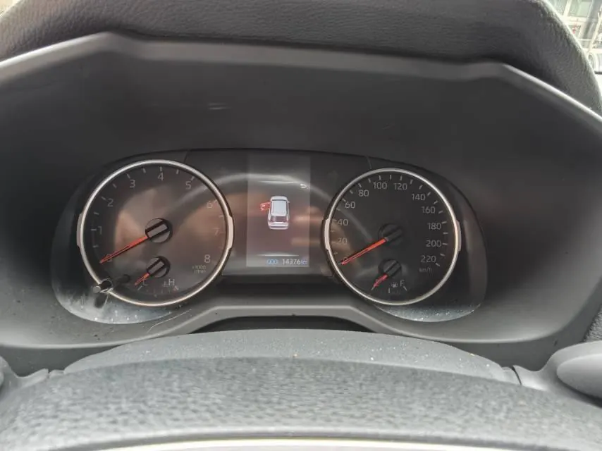Toyota 2023 RAV4 Rongbo 2.0 Stepless Two-Drive City Edition Automatic Gear 9