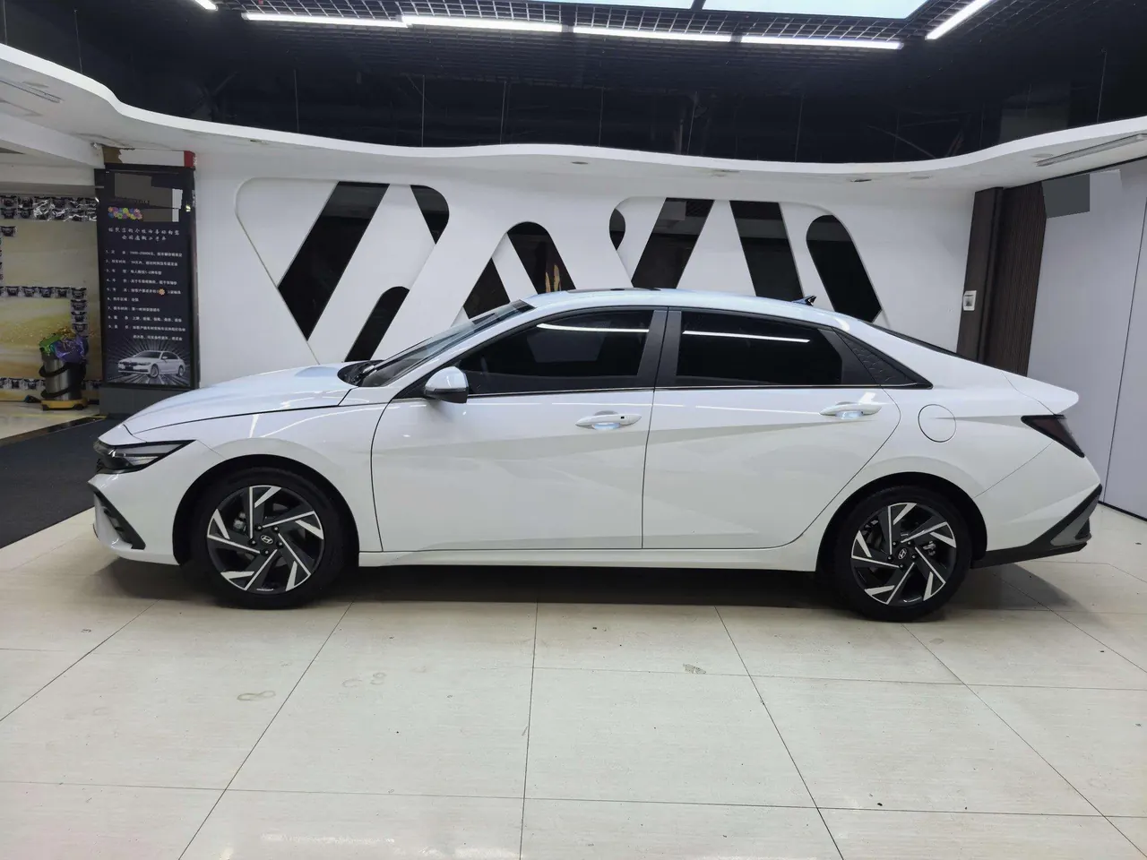 Hyundai 2023 Elantra-sedan 1.5 stepless GLX elite automatic gear 12