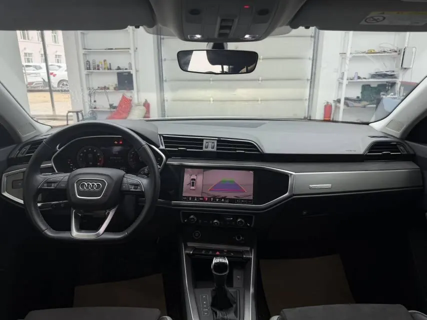 Audi 2023 Q3 1.4TFSI 35TFSI Fashion Dynamic Automatic 7