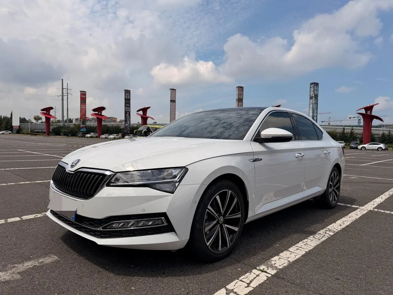 Open image lightbox: Skoda 2024 Express 1.4TSI TSI280 Premium Edition Automatic Gear