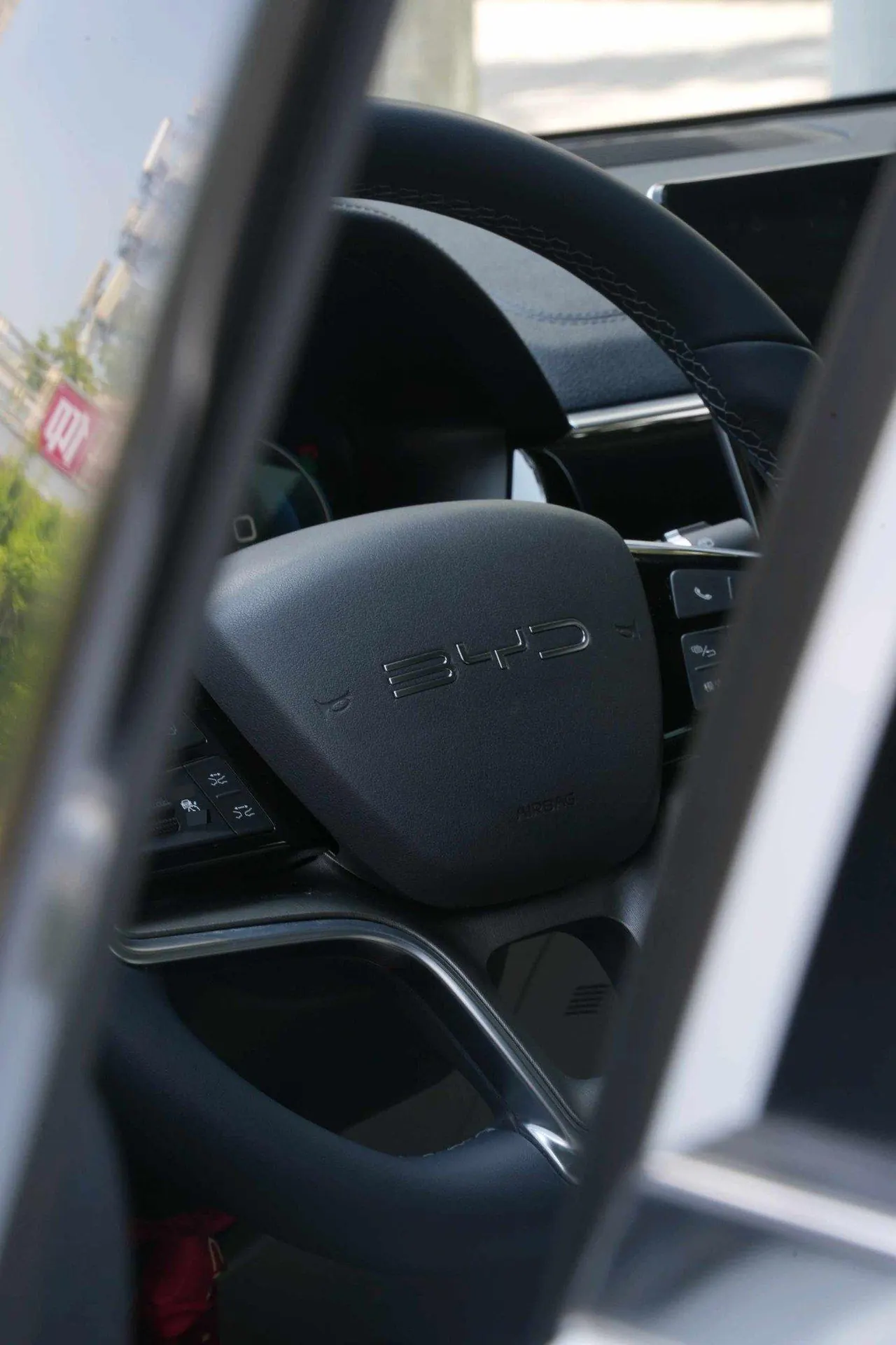 BYD 2023 Song PLUS DM-i 1.5 Stepless Champion Edition 110KM Flagship PLUS Automatic Gear 4