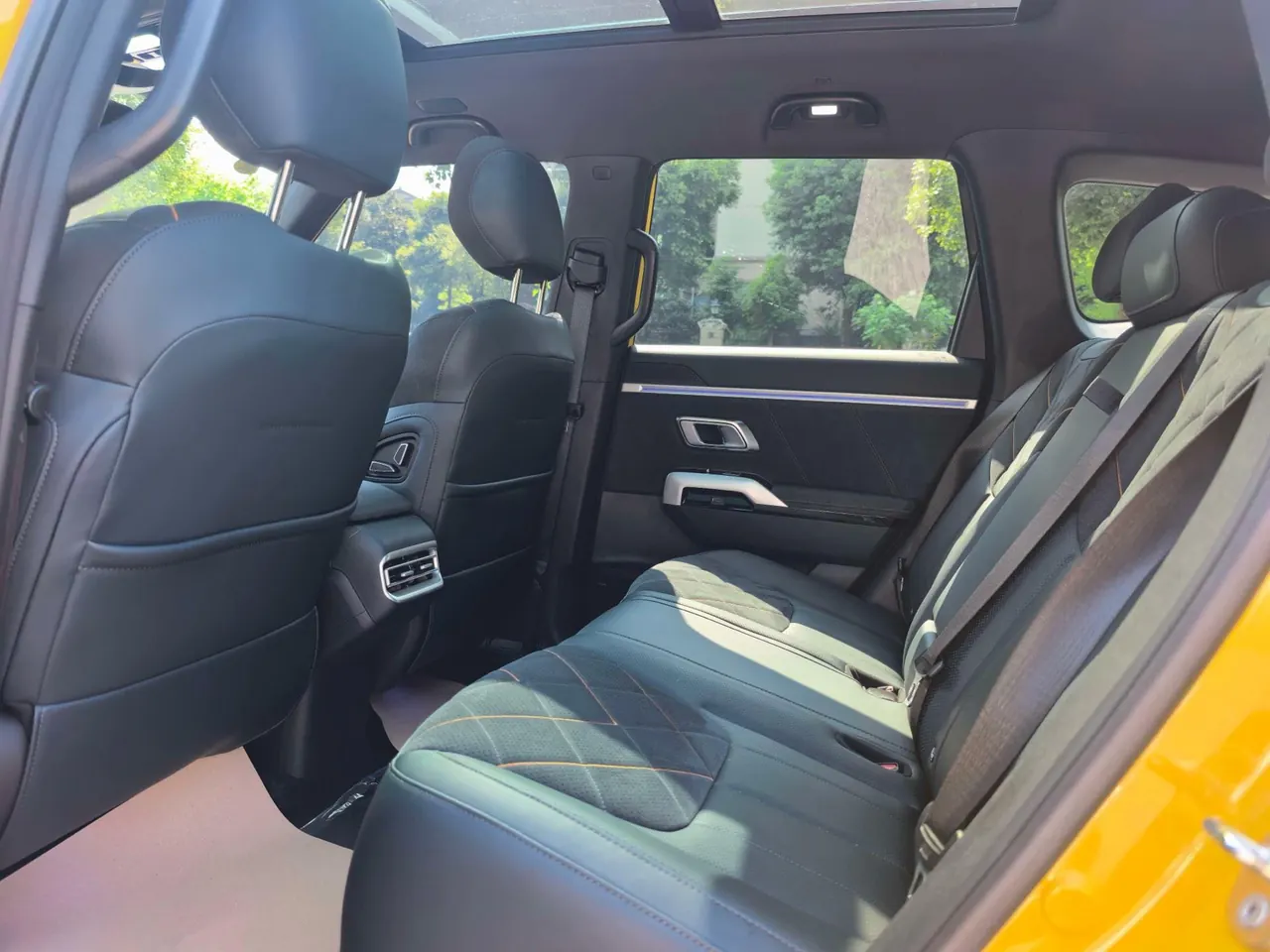 ChangAn Deepal 2025 G318 Worry-Free Crossing Edition Four-wheel Drive Secret Edition Automatic Gear 3