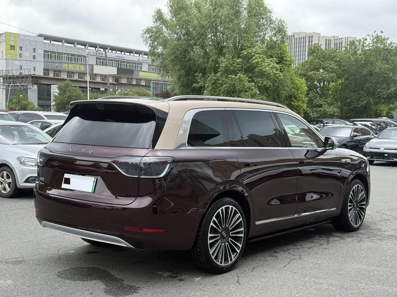 AITO 2025 AITO M9 extended range Ultra version 52kWh5 seat version automatic gear 4