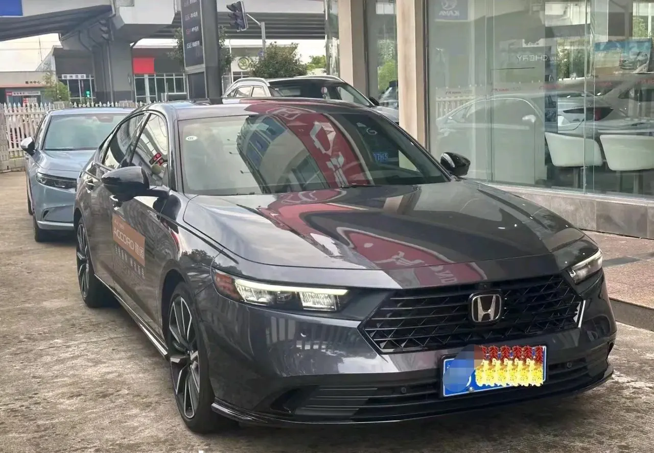Honda 2023 11th generation Accord 1.5T stepless 260TURBO flagship automatic gear 2