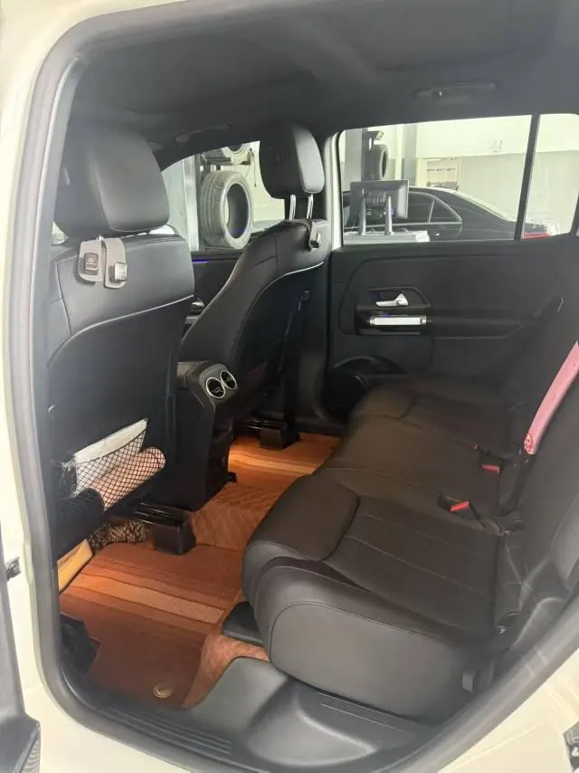 Mercedes Benz 2023 GLB 220 2.0T Dynamic Automatic 5