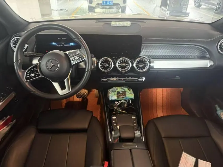 Mercedes Benz 2023 GLB 220 2.0T Dynamic Automatic 6