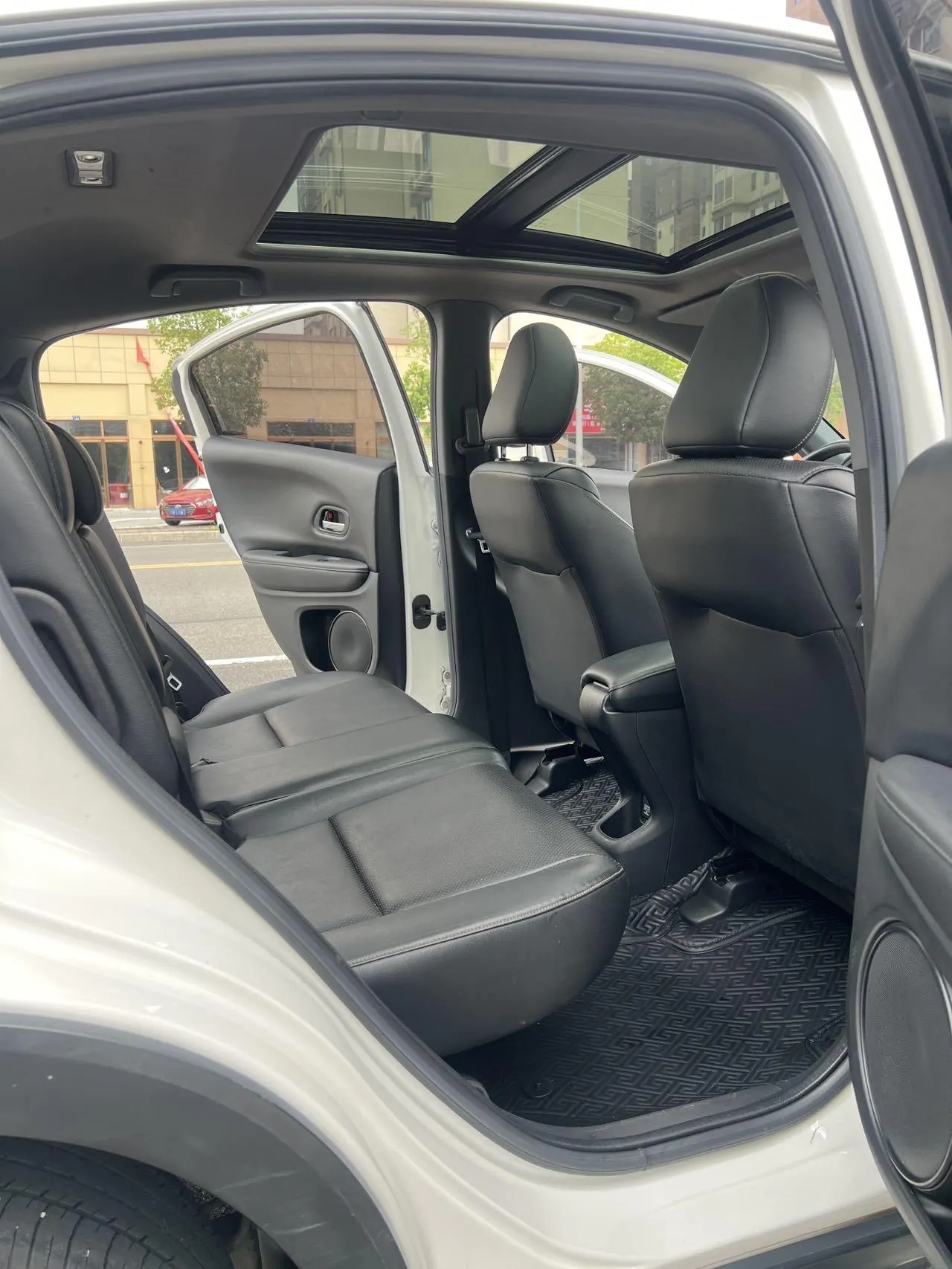 Honda 2020 XR-V 1.5 Stepless Comfort Edition Automatic Gear 15