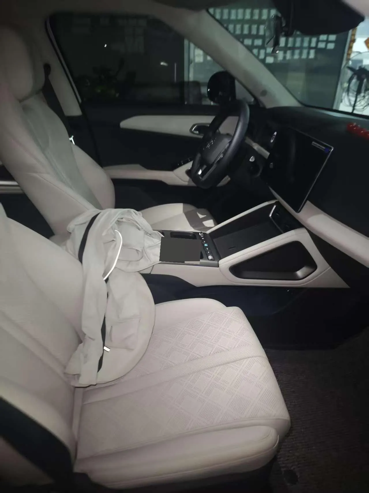 BYD 2025 Yuan UP Smart Driving 401KM Vital Automatic Gear 5