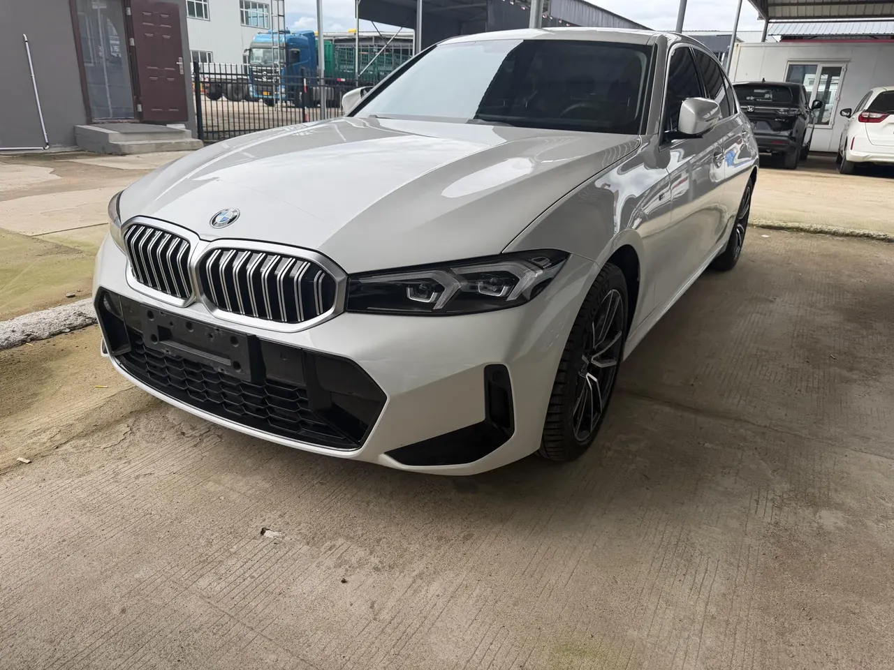 BMW 3 Series 2023 320Li 2.0T M Sports Suit Automatic Gear - View 1