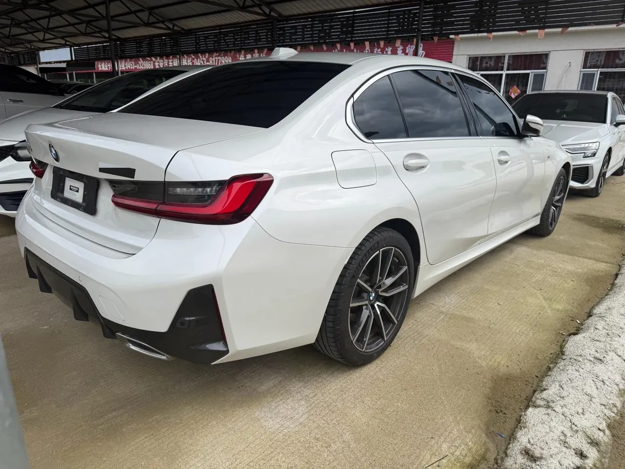 BMW 3 Series 2023 320Li 2.0T M Sports Suit Automatic Gear 12