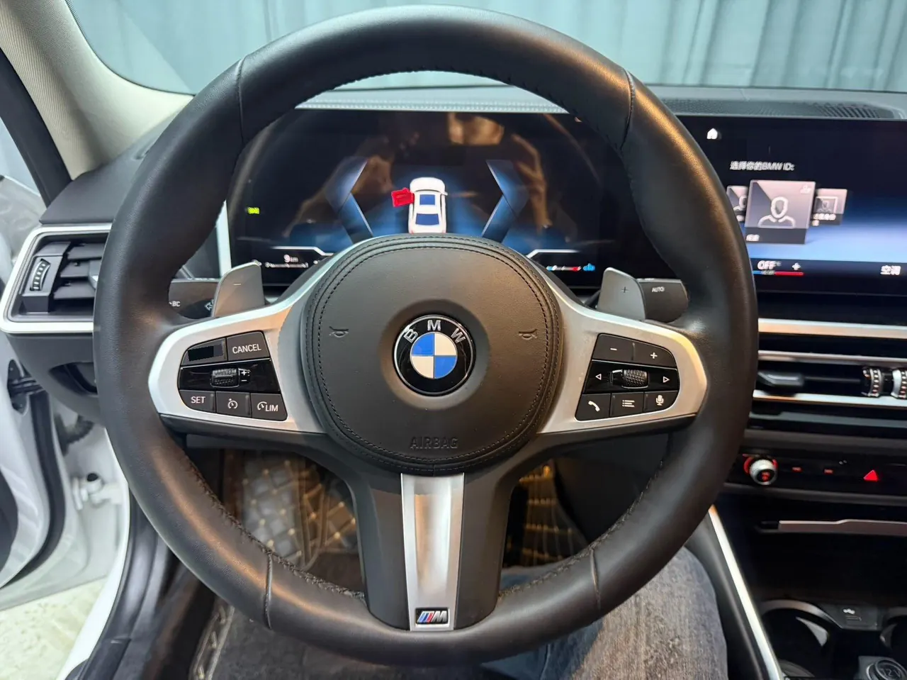 BMW 3 Series 2023 320Li 2.0T M Sports Suit Automatic Gear 17