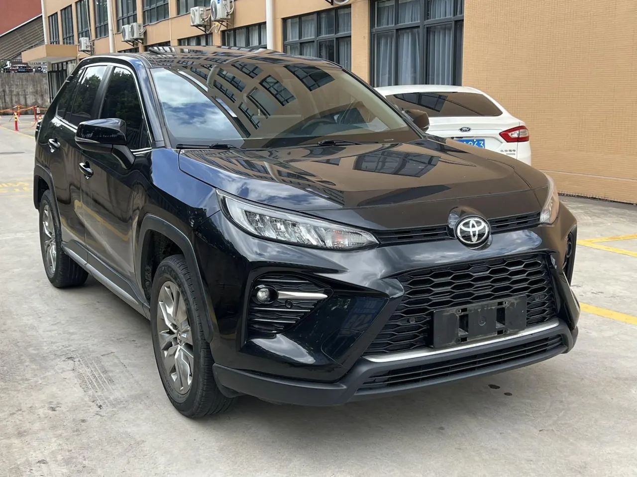 Toyota 2020 Willanda 2.0 Stepless Two-Drive Deluxe Automatic Gear 3