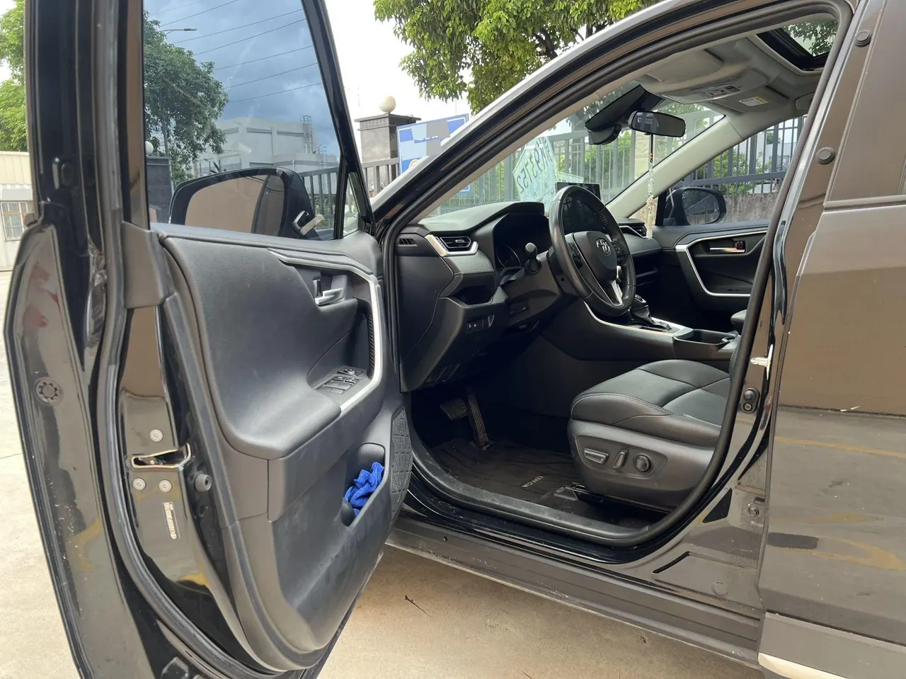 Toyota 2020 Willanda 2.0 Stepless Two-Drive Deluxe Automatic Gear 4