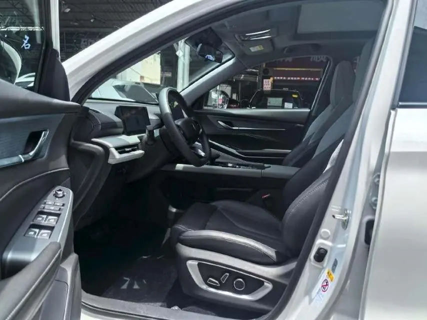 ChangAn 2026 CS75 PLUS 1.5T Smart Champion Edition New Blue Whale Smart Navigation Automatic Gear 5
