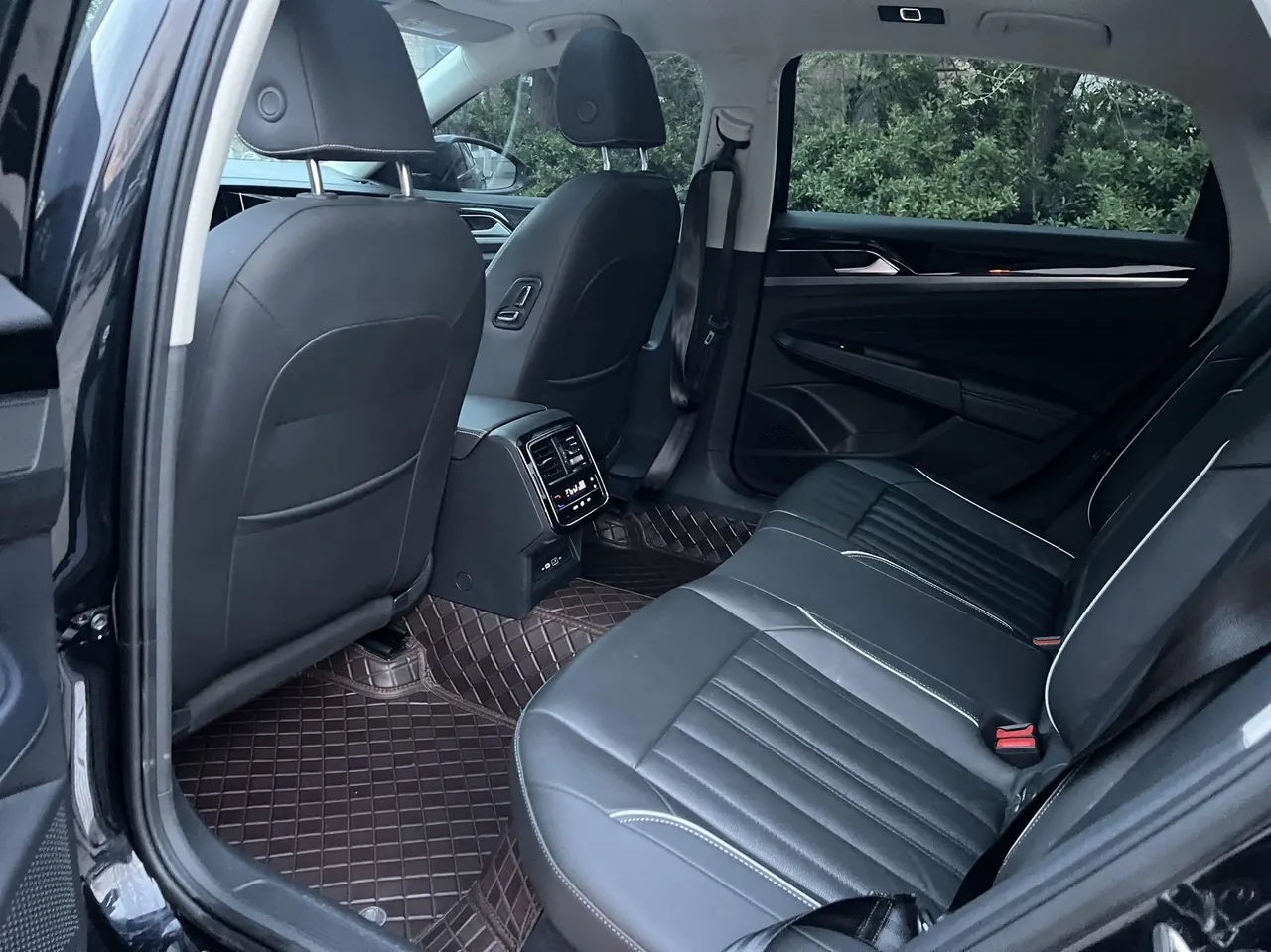 Volkswagen 2023 Passat 2.0TSI 330TSI Elite Edition Automatic 2