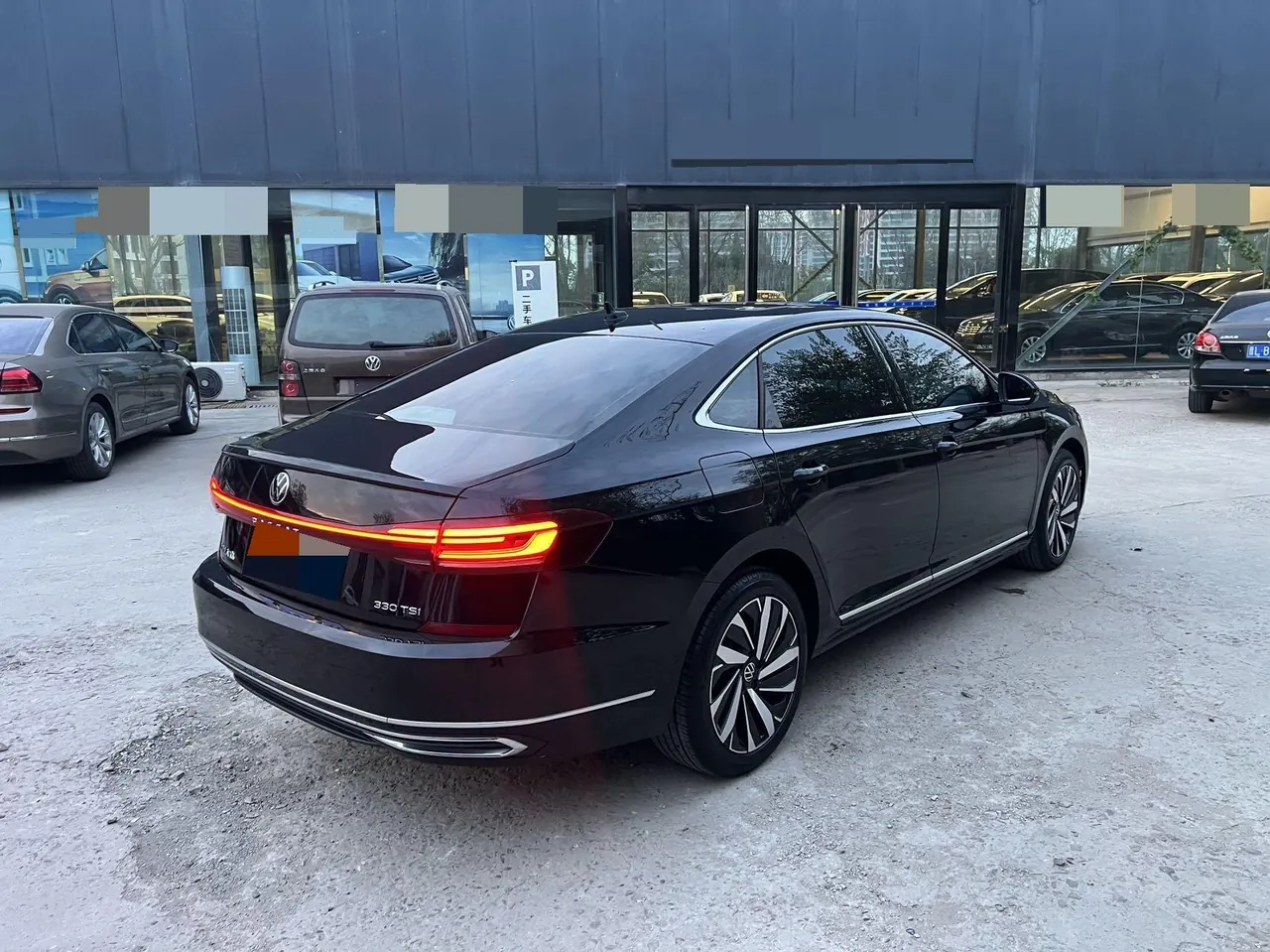 Volkswagen 2023 Passat 2.0TSI 330TSI Elite Edition Automatic 4