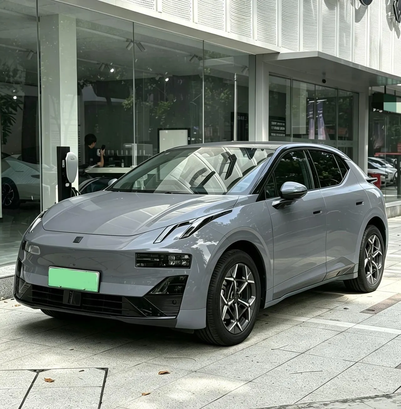 LYNK&amp;CO 2025 LYNK&amp;CO Z 20 530km Rear Drive Max Automatic - View 1