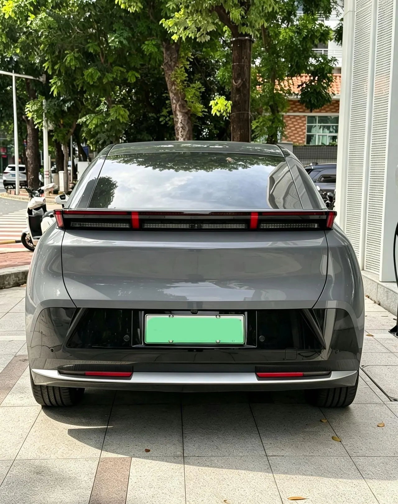 LYNK&amp;CO 2025 LYNK&amp;CO Z 20 530km Rear Drive Max Automatic 3
