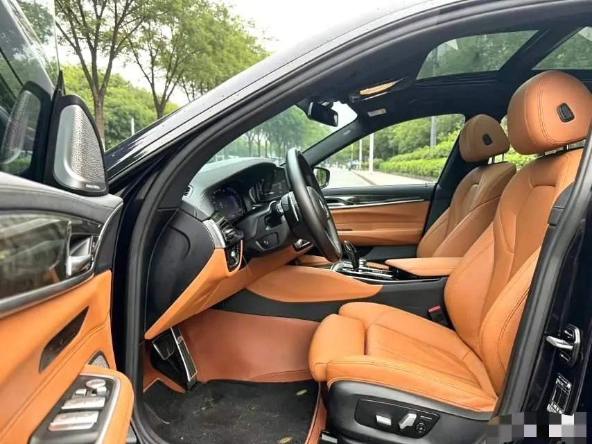 BMW 6 Series GT (Imported) 2022 GT 630i 2.0T M Sports Suit Automatic Gear 2