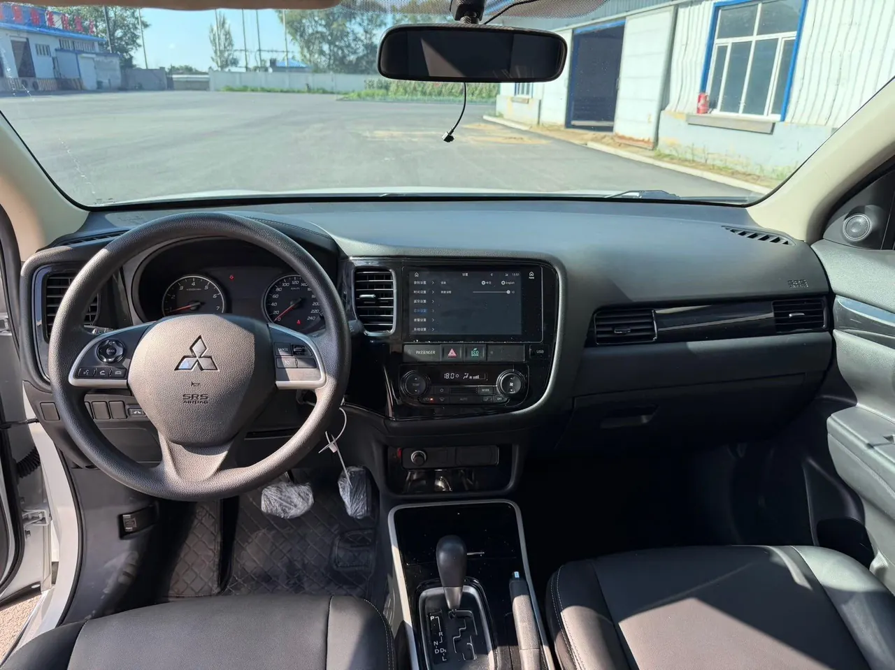 Mitsubishi 2021 Outlander 2.0 Stepless Two-Drive Smooth Edition 5-seat Automatic Gear 15