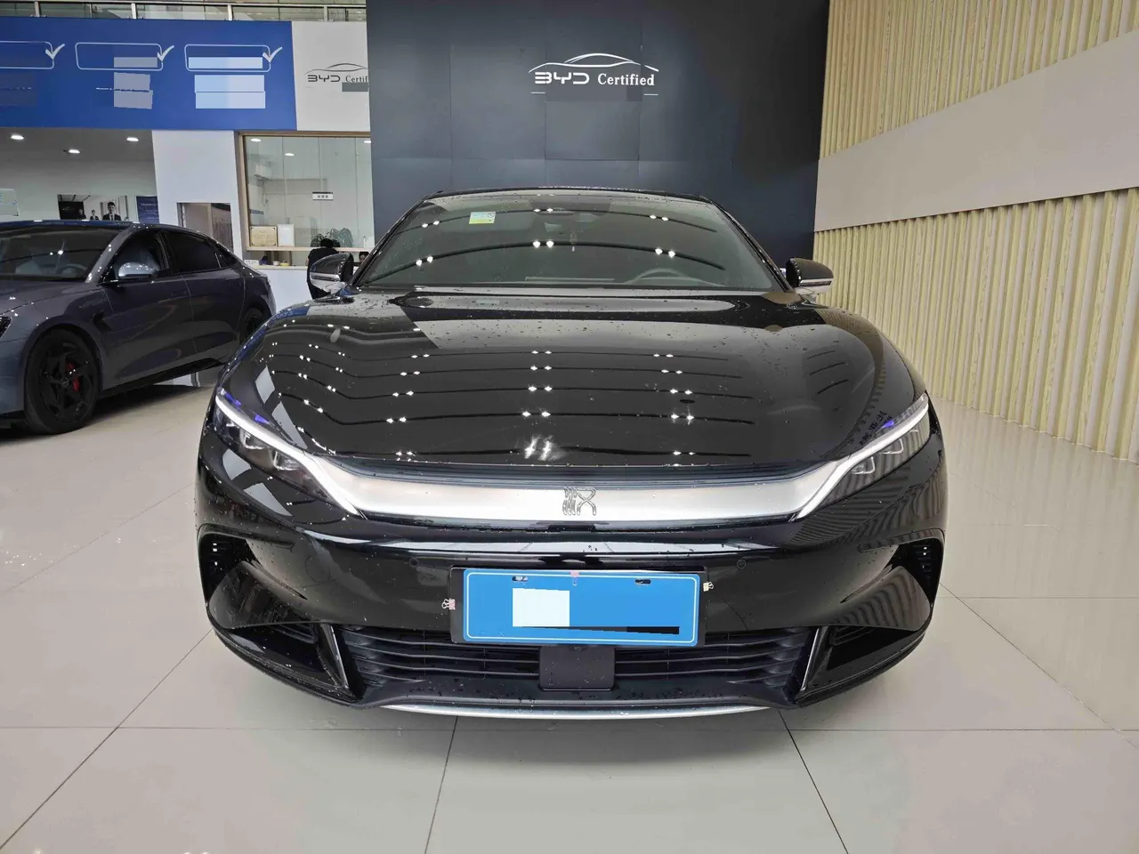 BYD 2025 Han EV 605KM noble automatic gear 4