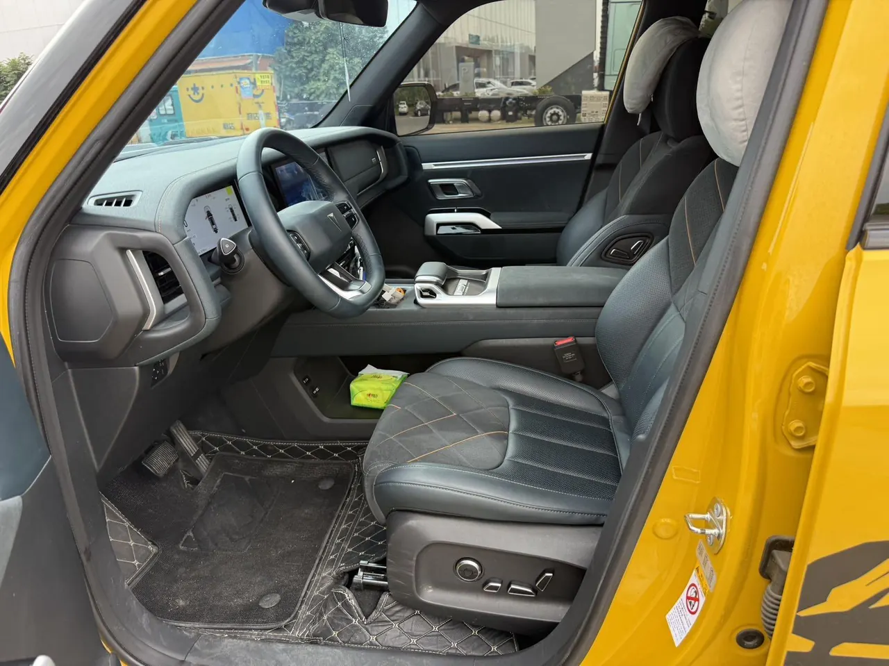 ChangAn Deepal 2025 G318 Worry-Free Crossing Edition Four-wheel Drive Secret Edition Automatic Gear 2