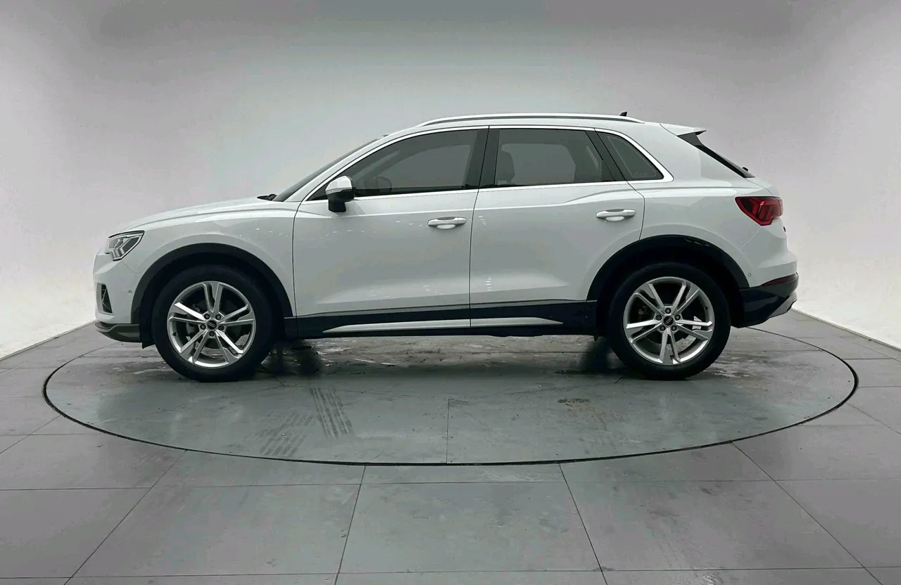 Audi 2022 Q3 1.4TFSI 35TFSI Fashion Elegant Automatic Gear 3
