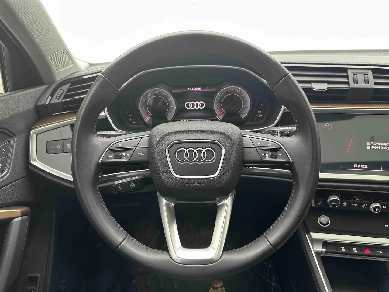 Audi 2022 Q3 1.4TFSI 35TFSI Fashion Elegant Automatic Gear 4