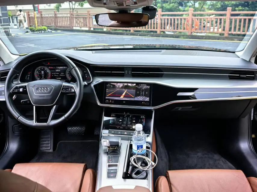 Audi 2020 A6L 2.0TFSI 45TFSI Zhenzhiya Automatic Gear 6