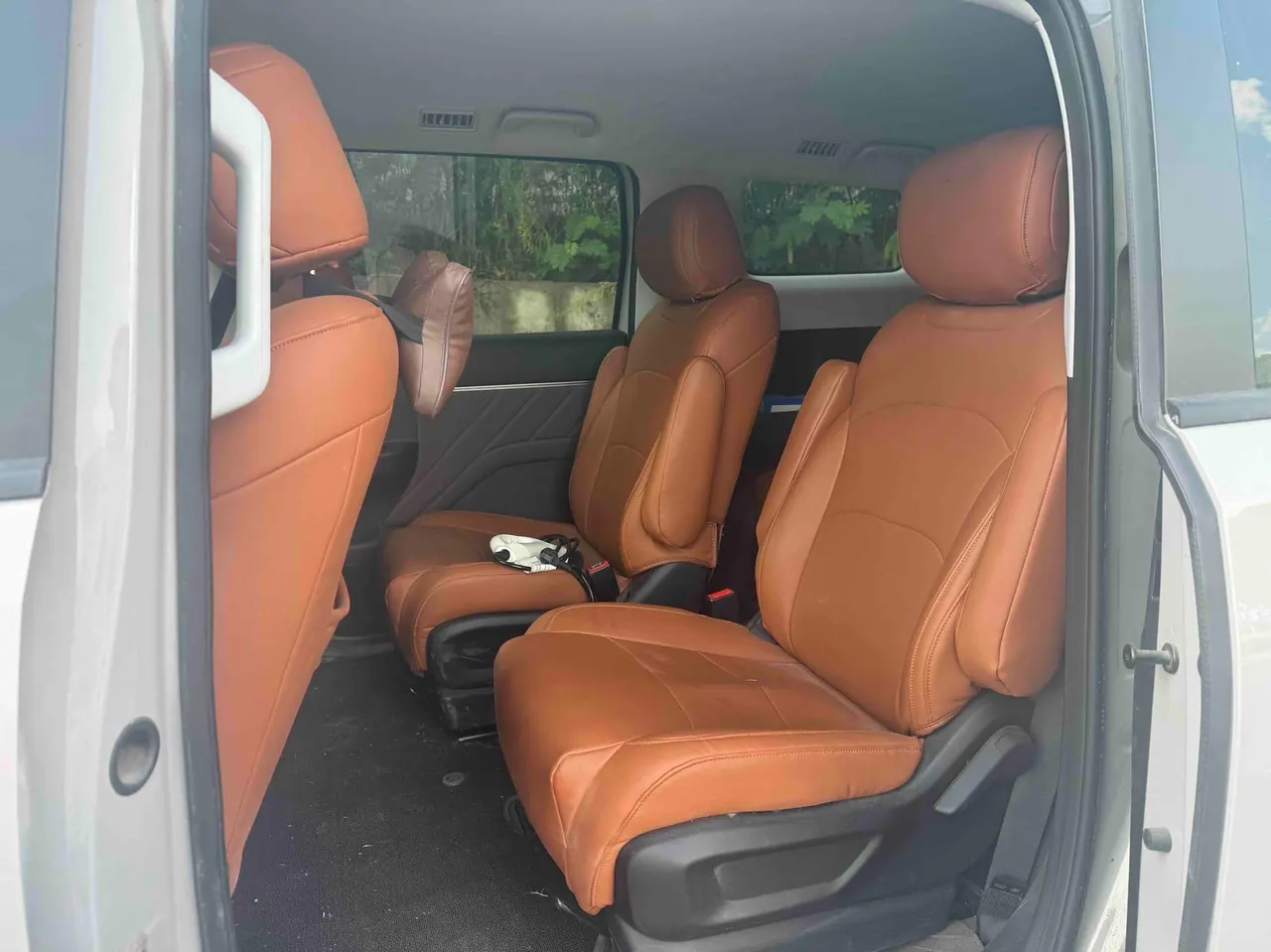 WuLing 2025 Starlight 730 1.5 Stepless 125km Luxury Automatic Transmission 4