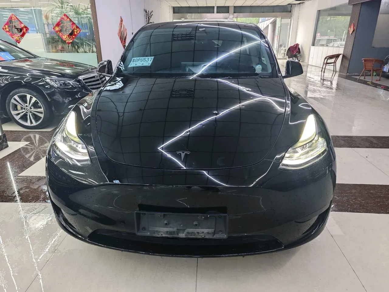 Tesla 2022 Model Y rear-wheel drive version (facelift) automatic gear 2