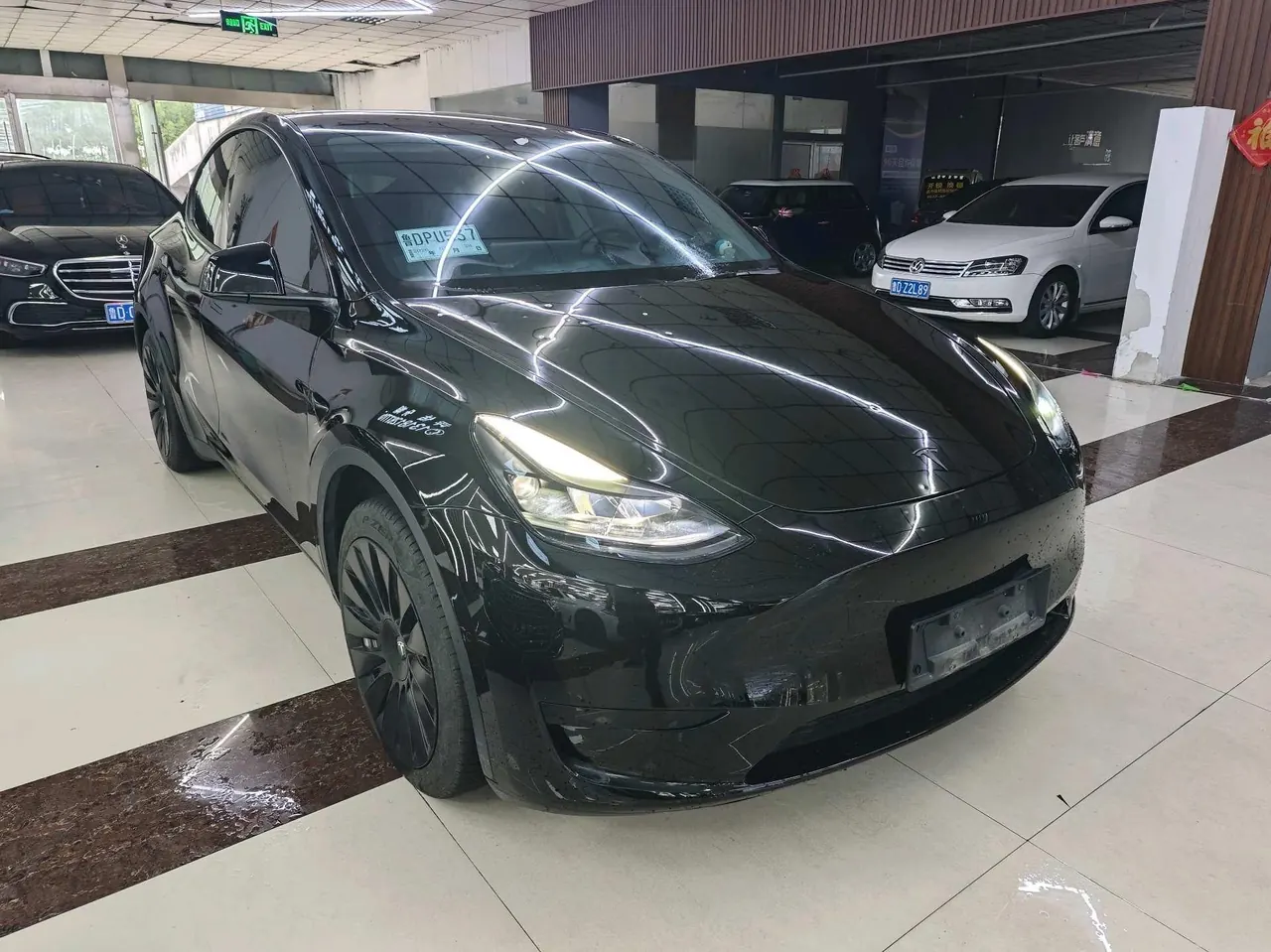 Tesla 2022 Model Y rear-wheel drive version (facelift) automatic gear 3