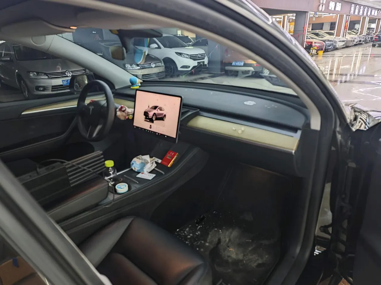 Tesla 2022 Model Y rear-wheel drive version (facelift) automatic gear 4