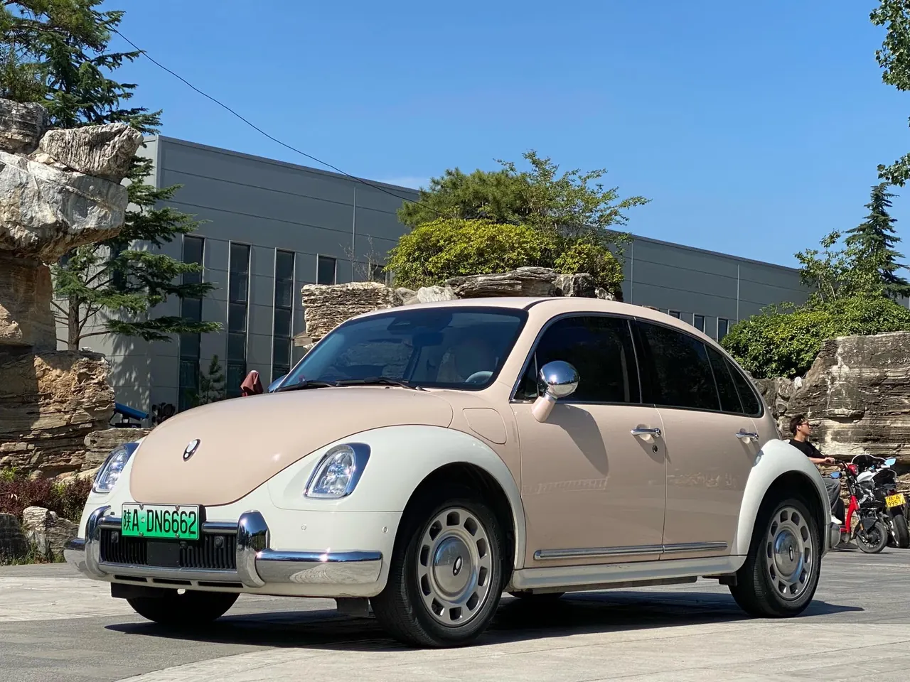 Открыть галерею: Ora 2022 Ballet Cat 401km Nutcracker Edition Automatic Gear
