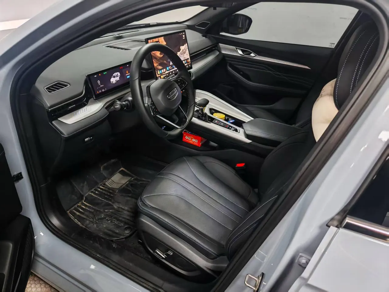 Geely 2025 Star Rui 1.5TD Oriental Obsidian Kunlun Edition Automatic Gear 2