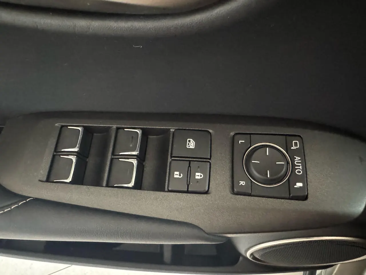 Lexus NX (Imported) 2020 NX200 2.0 Stepless Front Edition Automatic Gear 11