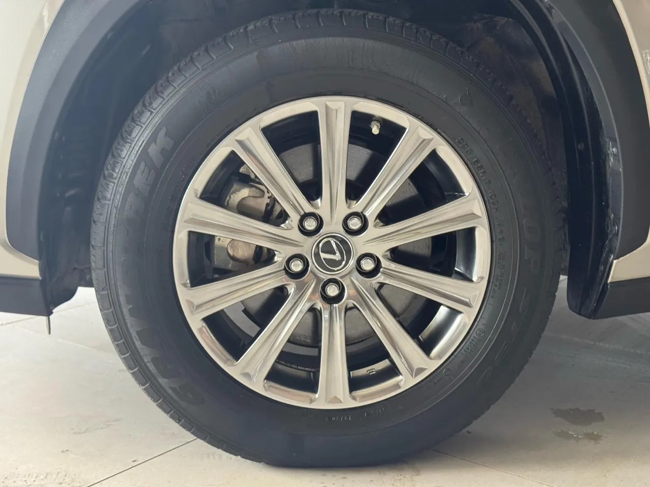 Lexus NX (Imported) 2020 NX200 2.0 Stepless Front Edition Automatic Gear 6