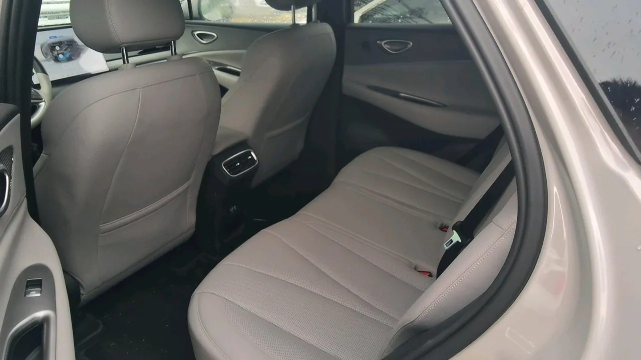 BYD 2025 sea lion 06 DM-i 1.5 stepless 170 pilot Plus version automatic gear 3