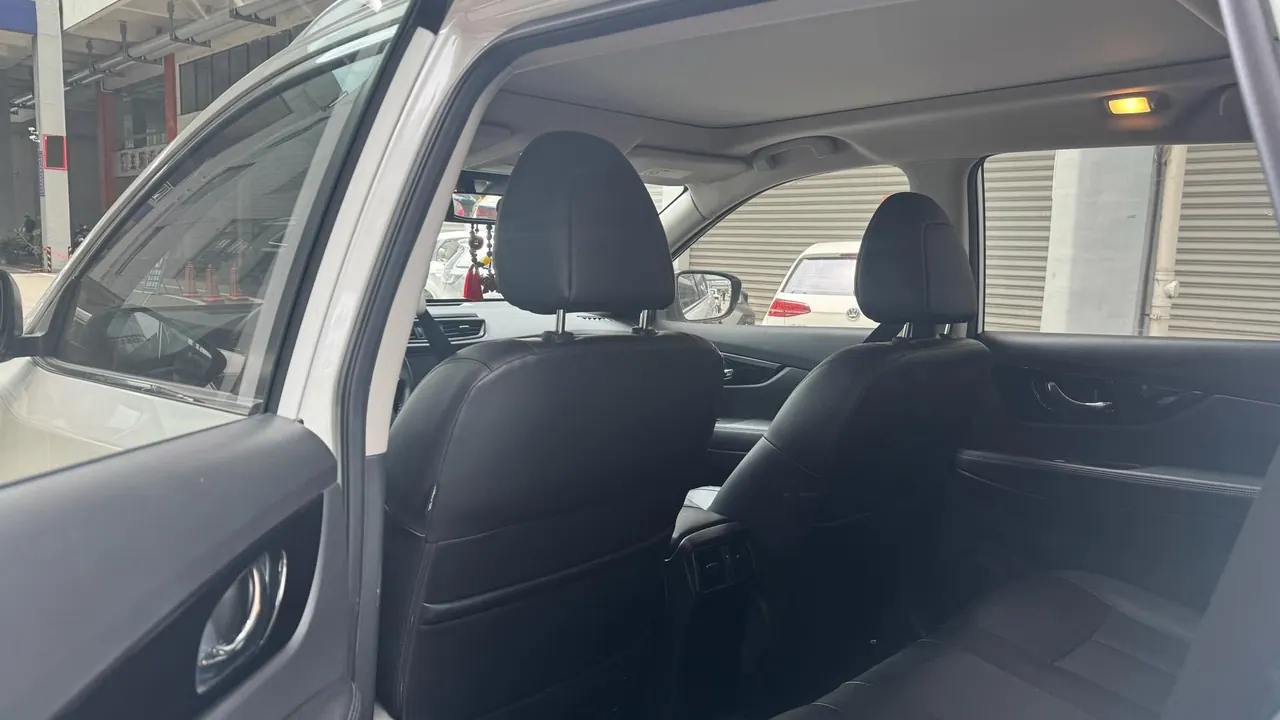 Nissan 2020 Qijun 2.0 Stepless XL ITS Two-Drive Comfort Edition Automatic Gear 4