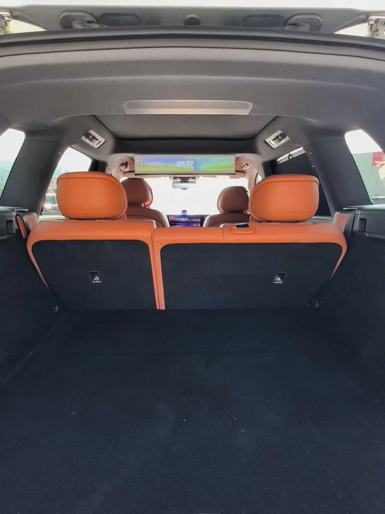 AITO 2025 AITO M8 Ultra 53.4kWh 5-seat automatic gear 3