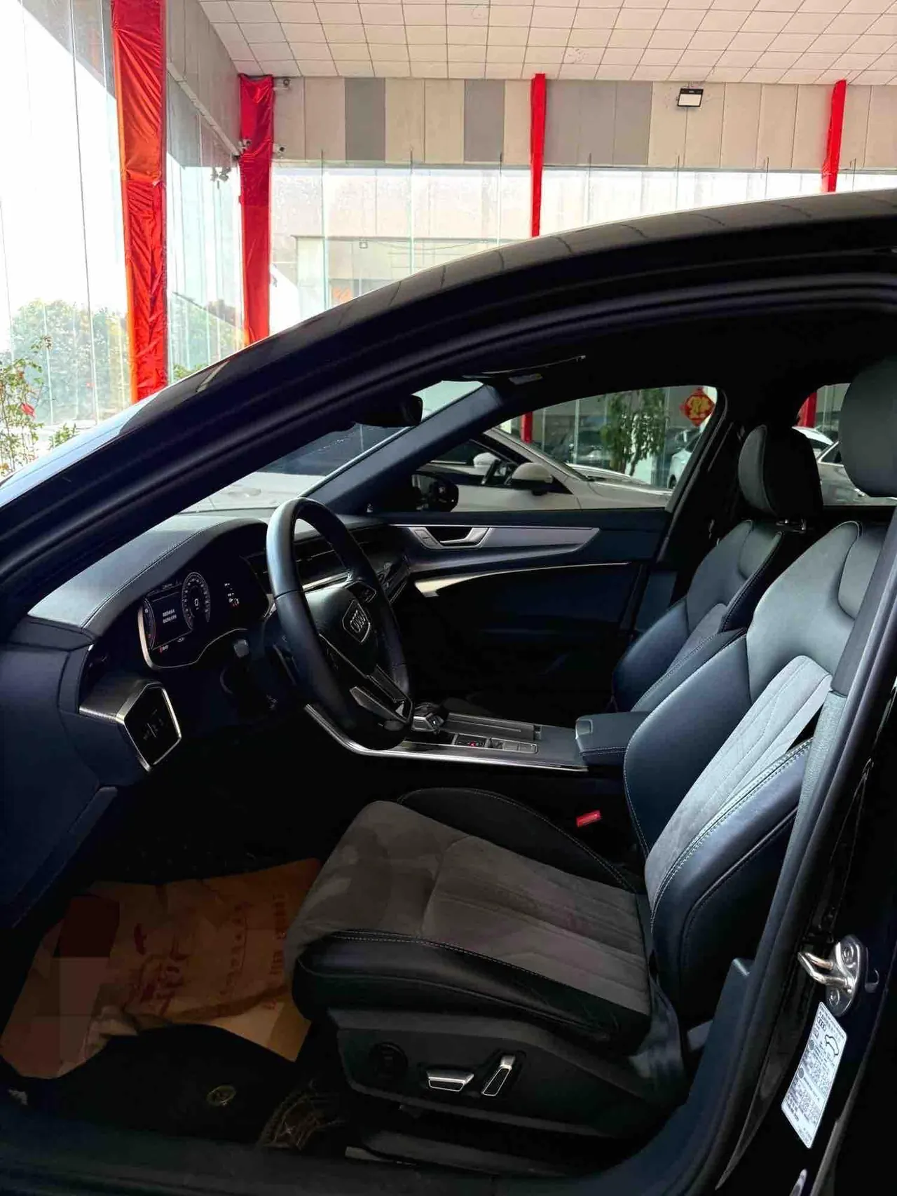 Audi 2022 A6L 2.0TFSI 40TFSI Deluxe Dynamic Automatic 16