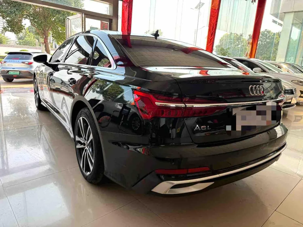 Audi 2022 A6L 2.0TFSI 40TFSI Deluxe Dynamic Automatic 5