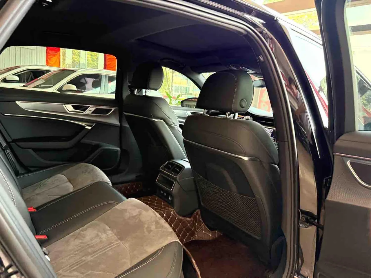 Audi 2022 A6L 2.0TFSI 40TFSI Deluxe Dynamic Automatic 6