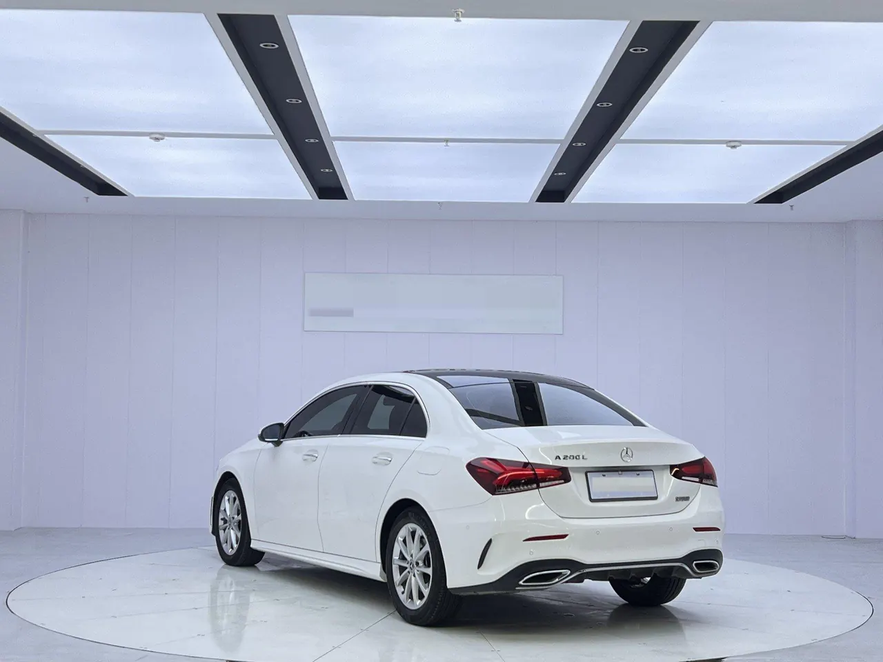Mercedes Benz Class A 2020 A 200 L 1.3T Sports Automatic 3