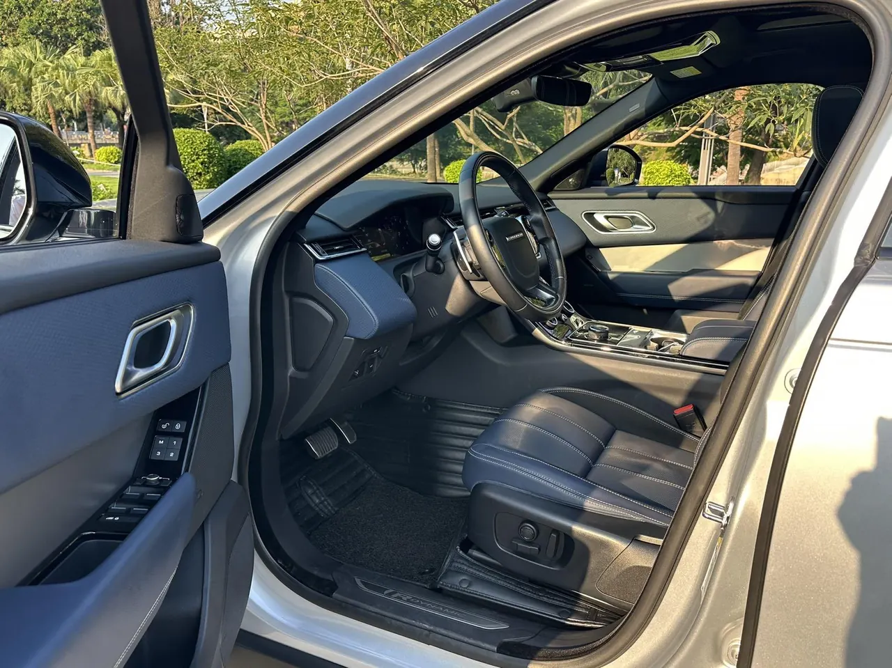 Land Rover Range Rover Star Pulse (Imported) 2020 Range Rover Star Pulse 2.0T P250 R-DYNAMIC S Automatic Gear 6