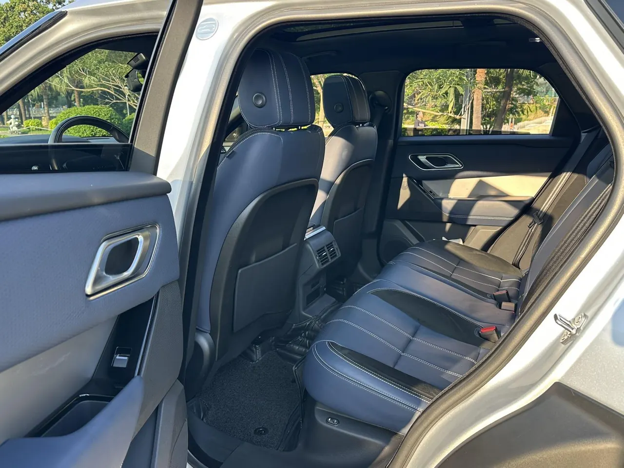Land Rover Range Rover Star Pulse (Imported) 2020 Range Rover Star Pulse 2.0T P250 R-DYNAMIC S Automatic Gear 7
