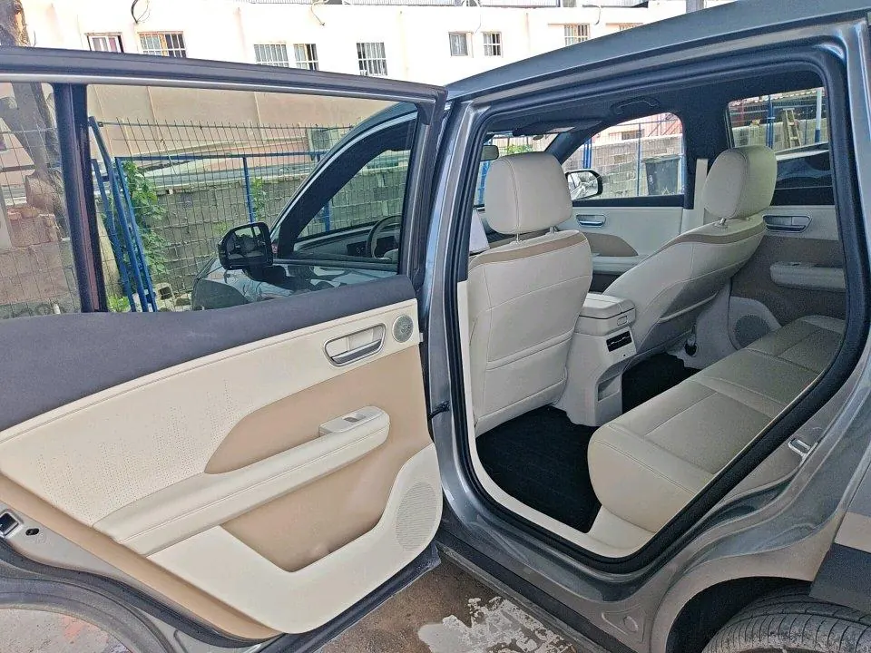 Toyota 2025 Platinum Intelligence 3X 520 Pro Automatic Gear 3